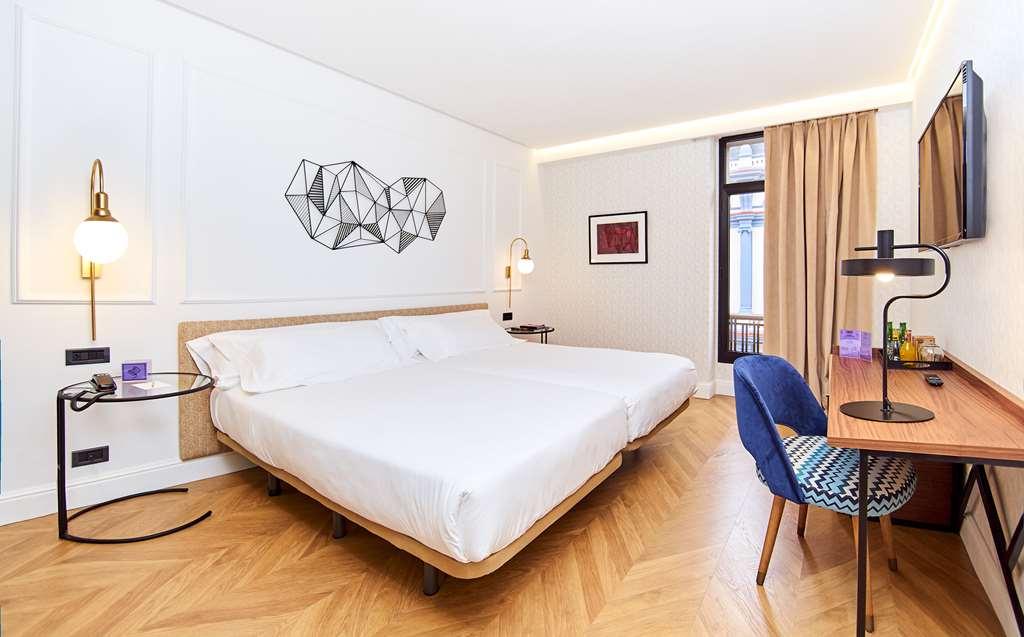 Hotel Occidental Leon Alfonso V Zimmer foto