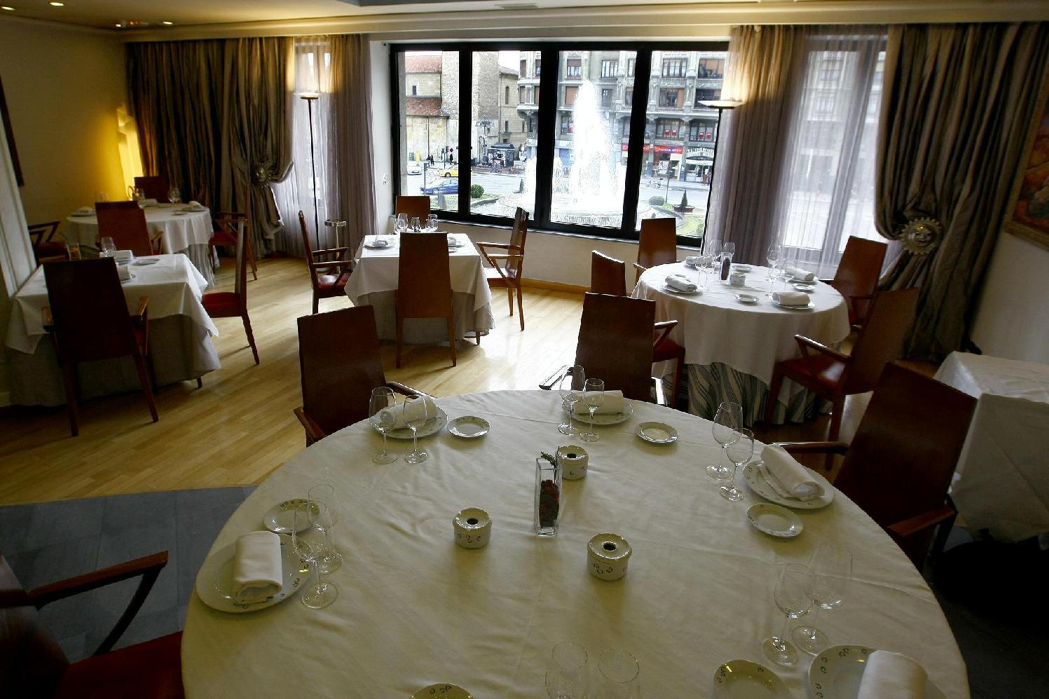 Hotel Occidental Leon Alfonso V Restaurant foto